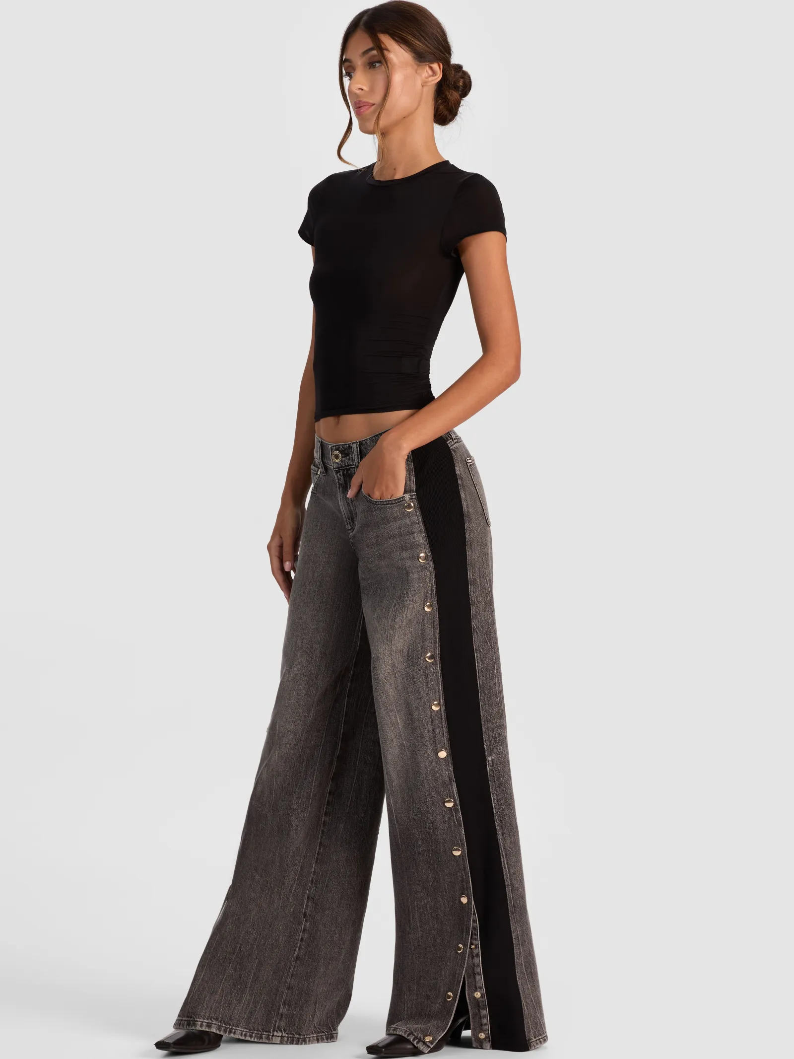 Alice and Olivia JEANS*AMAZING SNAP JEAN