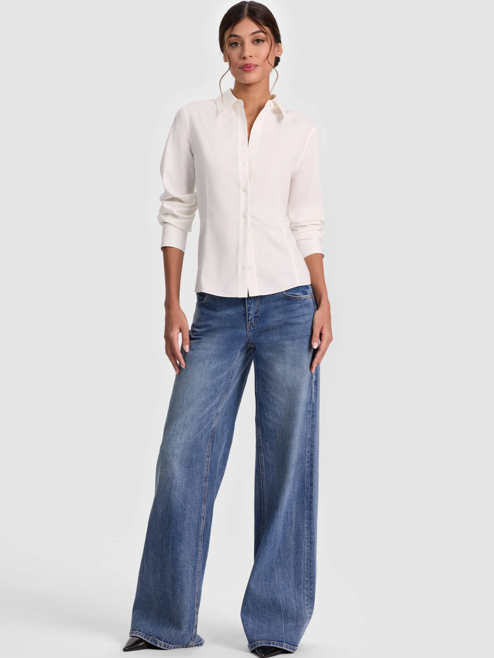 Alice and Olivia BLOUSES*AMELIA BUTTON DOWN WITH LACE UP BACK