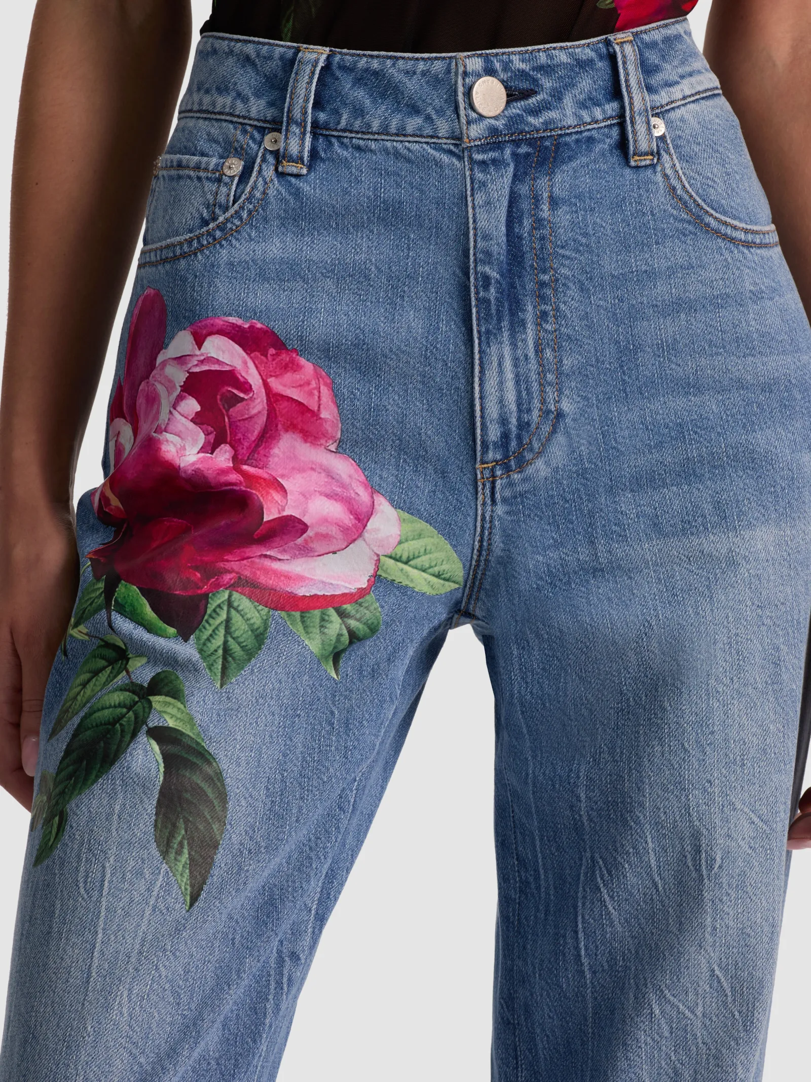 Alice and Olivia JEANS*CHIC PRINTED JEAN