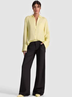 Alice and Olivia BLOUSES*FINELY PINSTRIPED BUTTON DOWN