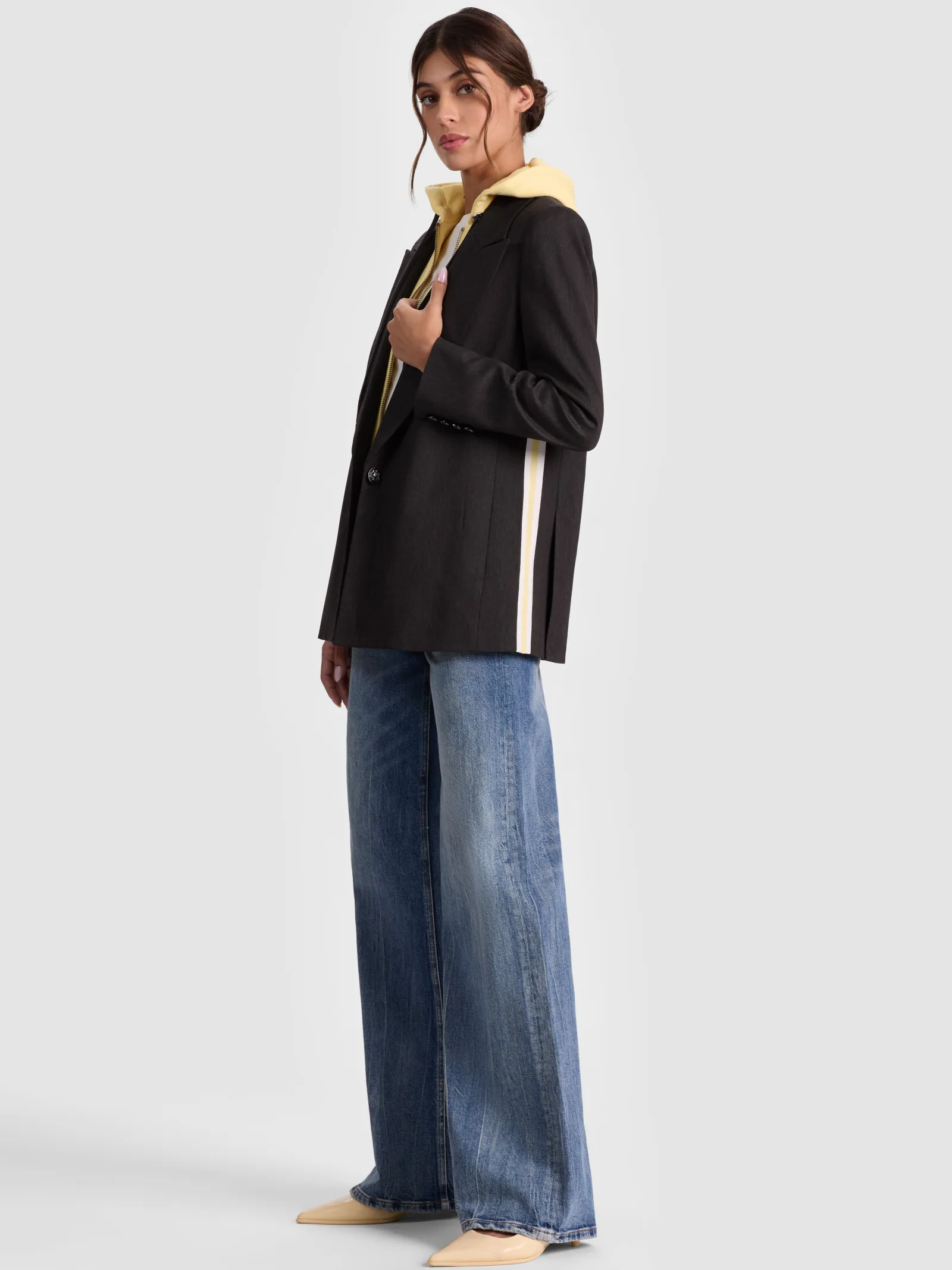 Alice and Olivia BLAZERS*JORDAN BLAZER WITH REMOVABLE HOODIE