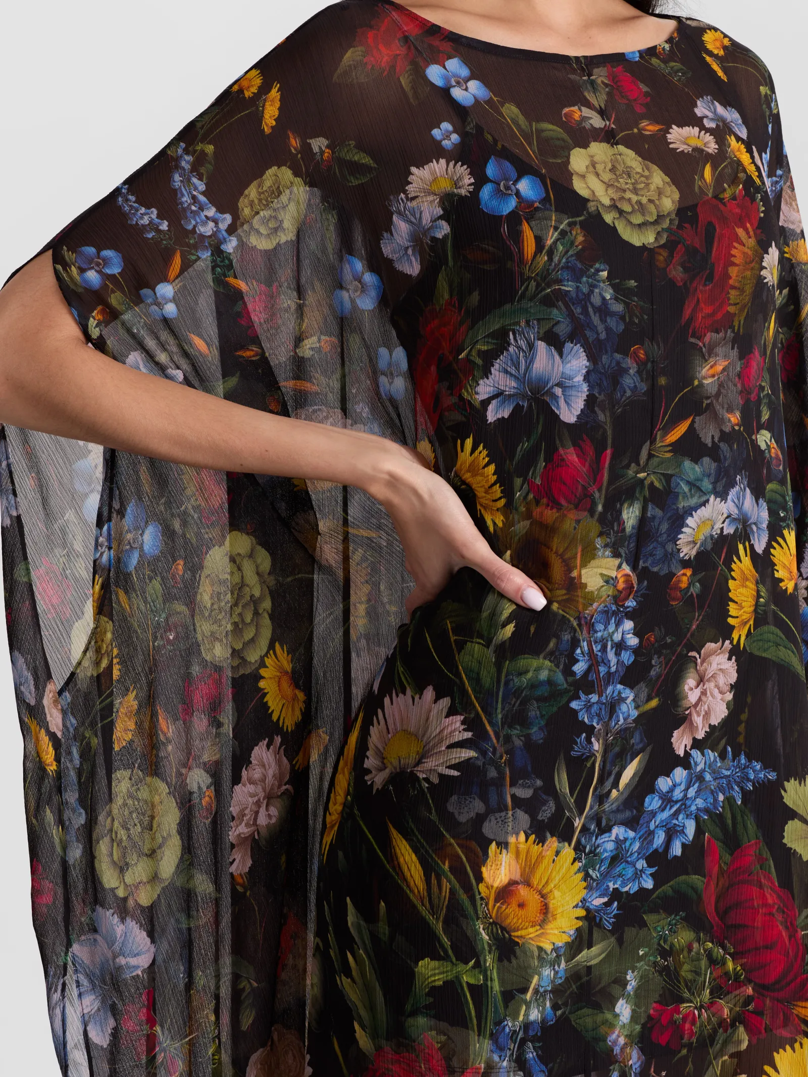 Alice and Olivia MAXI*LINN CAPE MAXI DRESS